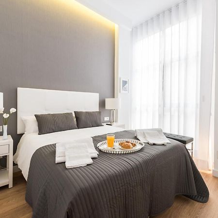 Апартаменты Malasana Plaza Мадрид Экстерьер фото